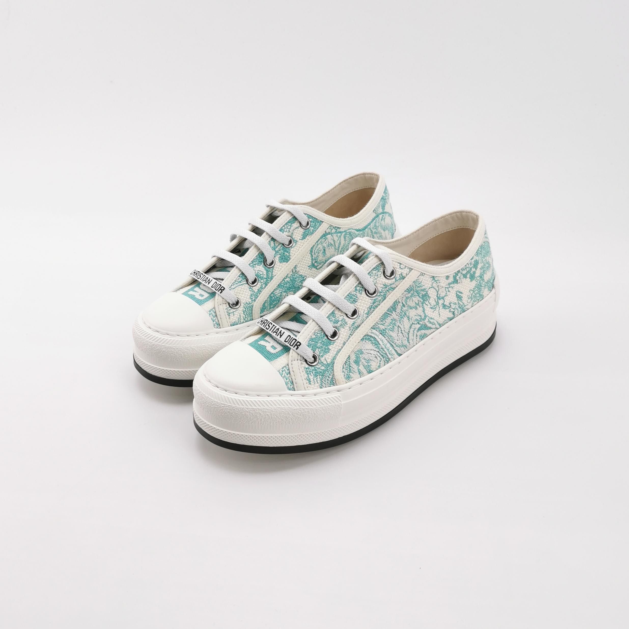 Dior Dior Women 7 Lowtop Sneakers Size US 7 / IT 37 - 2 Thumbnail