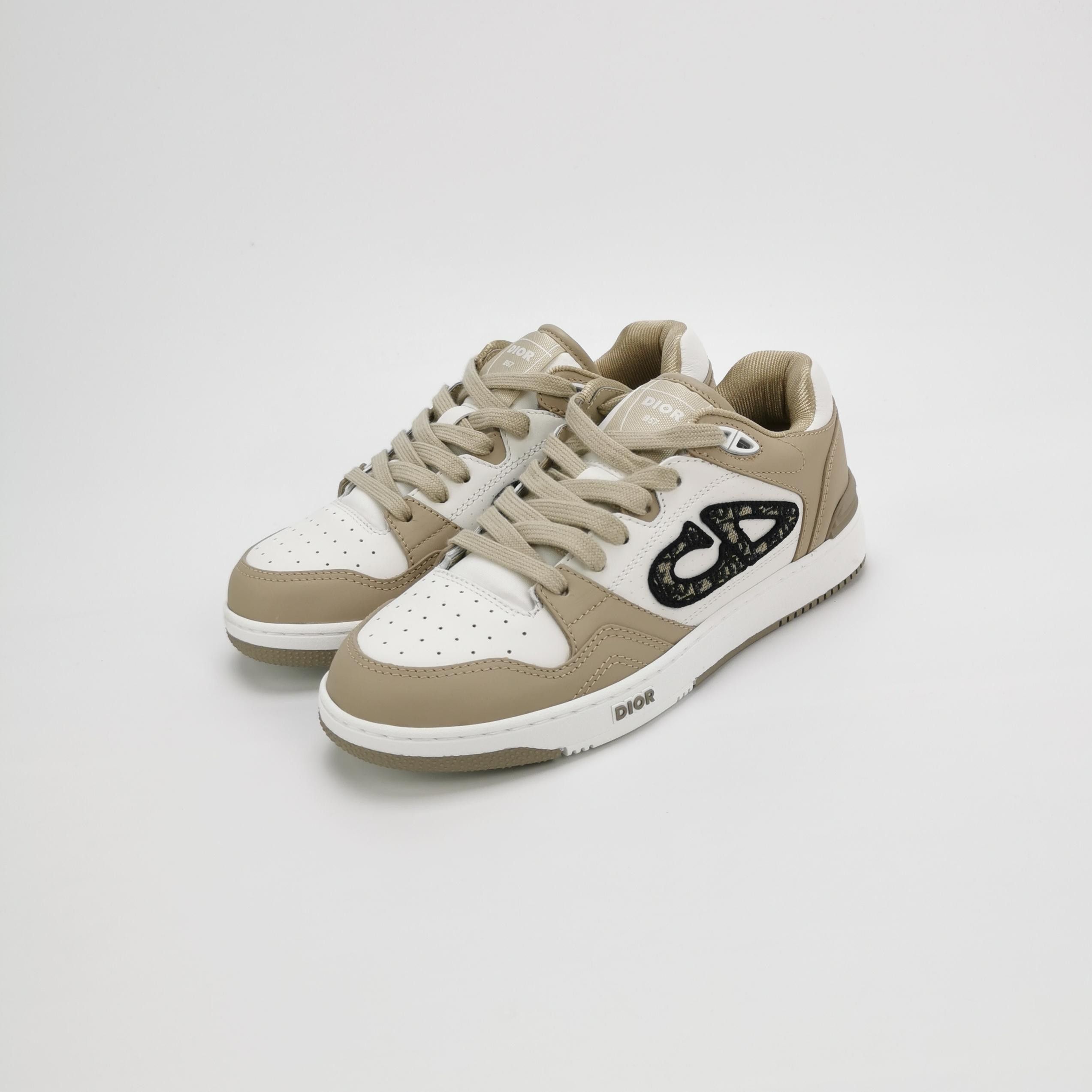 Dior Dior Women 6 Lowtop Sneakers Size US 6 / IT 36 - 2 Thumbnail