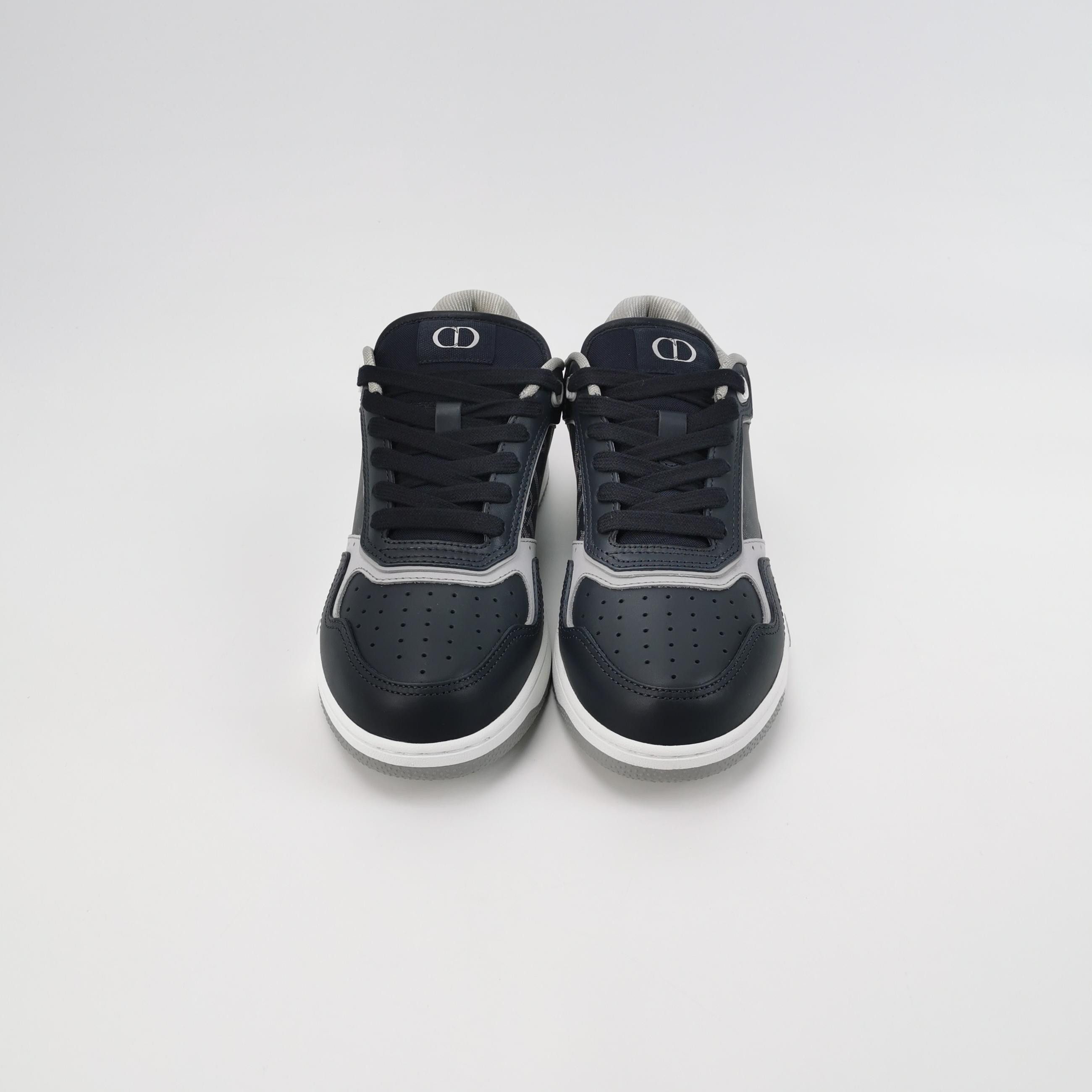 Dior Dior Women 7 Lowtop Sneakers Size US 7 / IT 37 - 3 Thumbnail