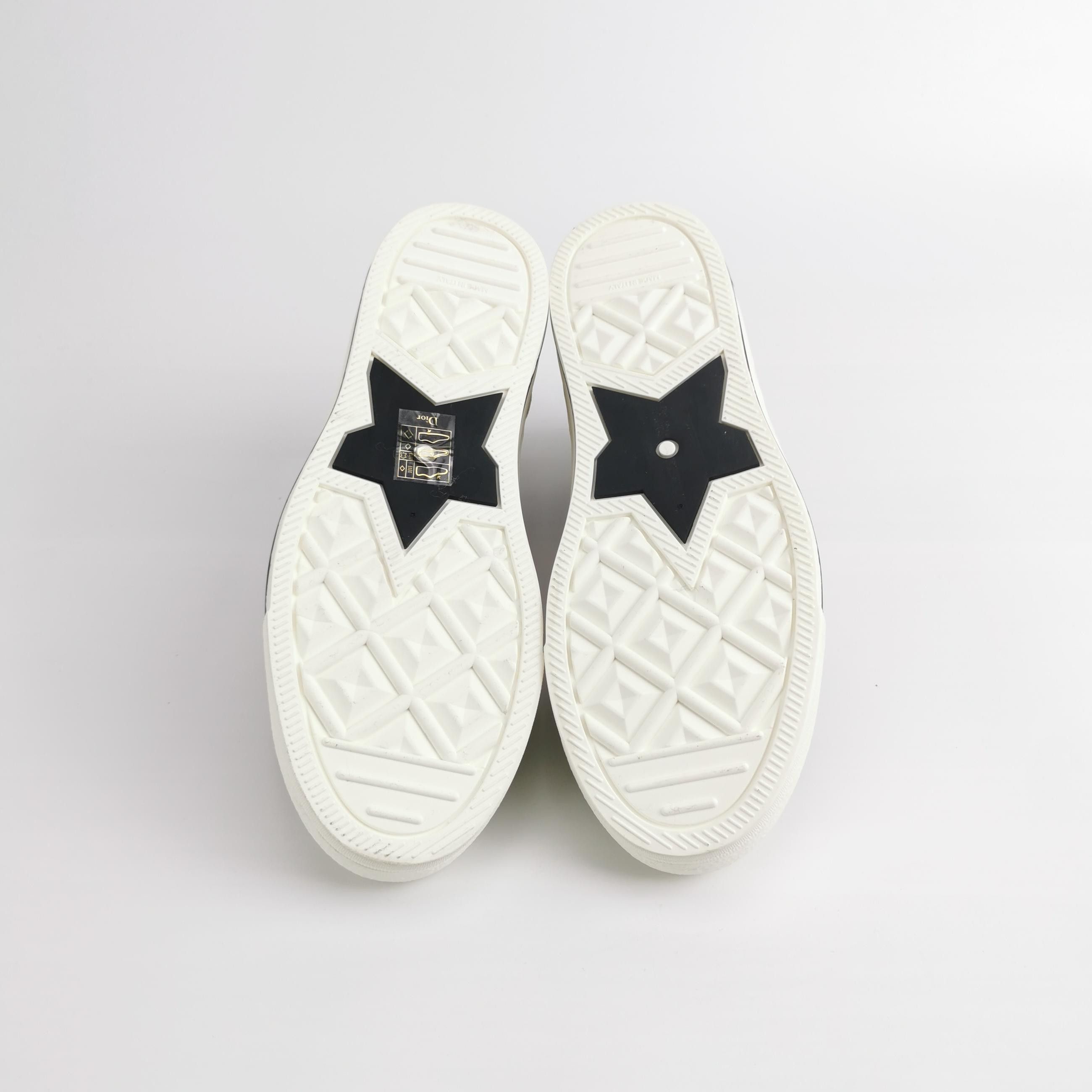 Dior Dior Women 7-5 Lowtop Sneakers Size US 7.5 / IT 37.5 - 5 Thumbnail