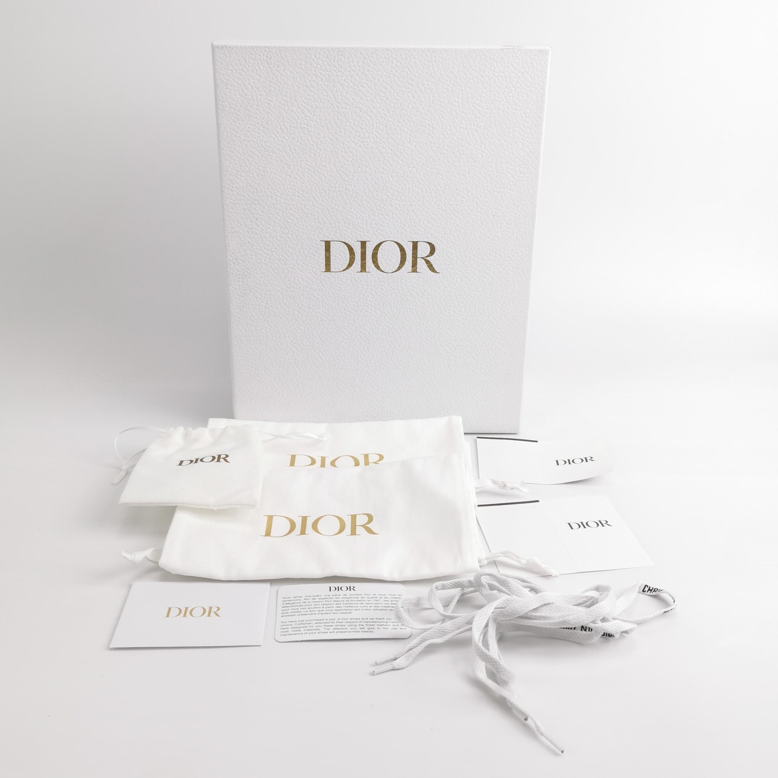 Dior Dior Women 5 Lowtop Sneakers Size US 5 / IT 35 - 6 Thumbnail