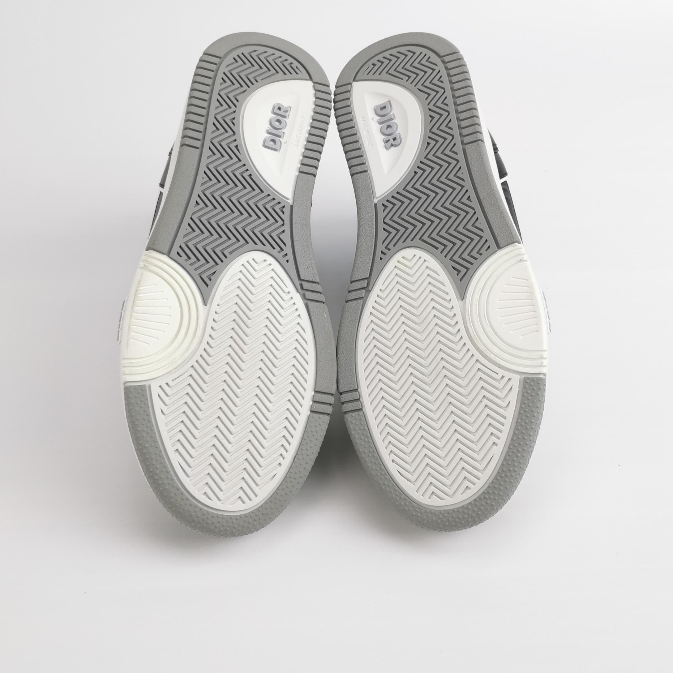 Dior Dior Women 6 Lowtop Sneakers Size US 6 / IT 36 - 5 Thumbnail