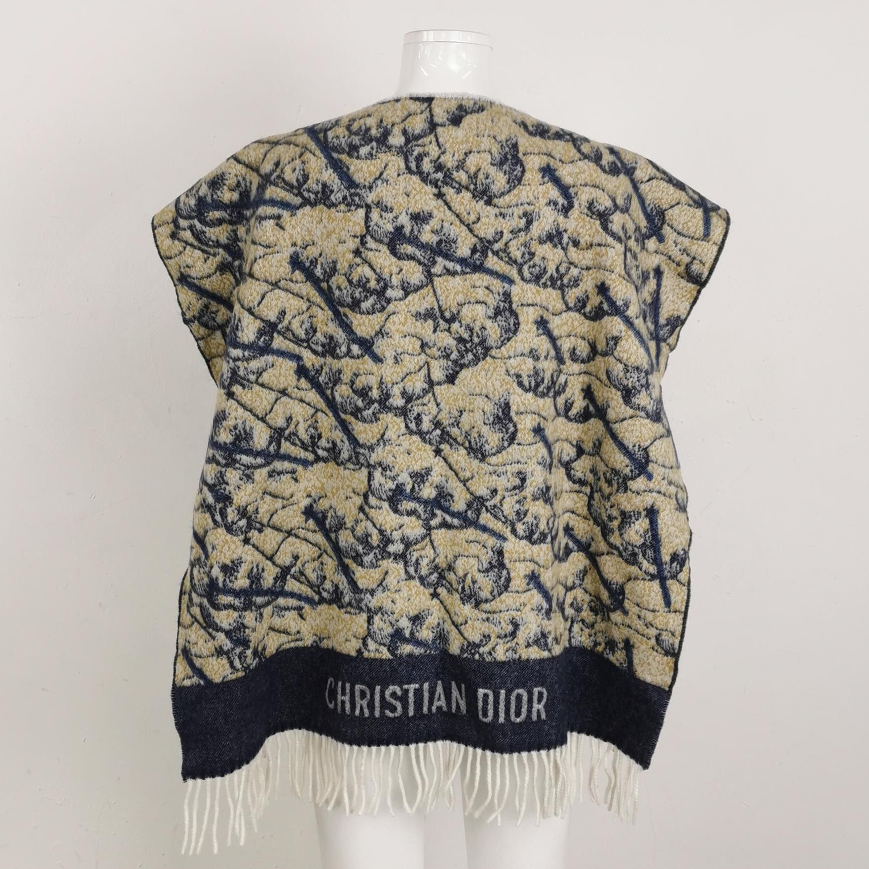 Dior Dior Women s Coats Size S / US 4 / IT 40 - 2 Thumbnail