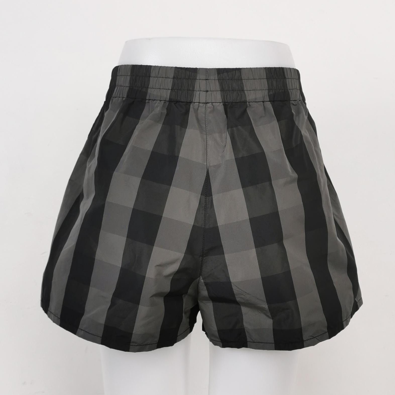 Dior Dior Women 38 Shorts Size 38" / US 16 / IT 52 - 2 Thumbnail