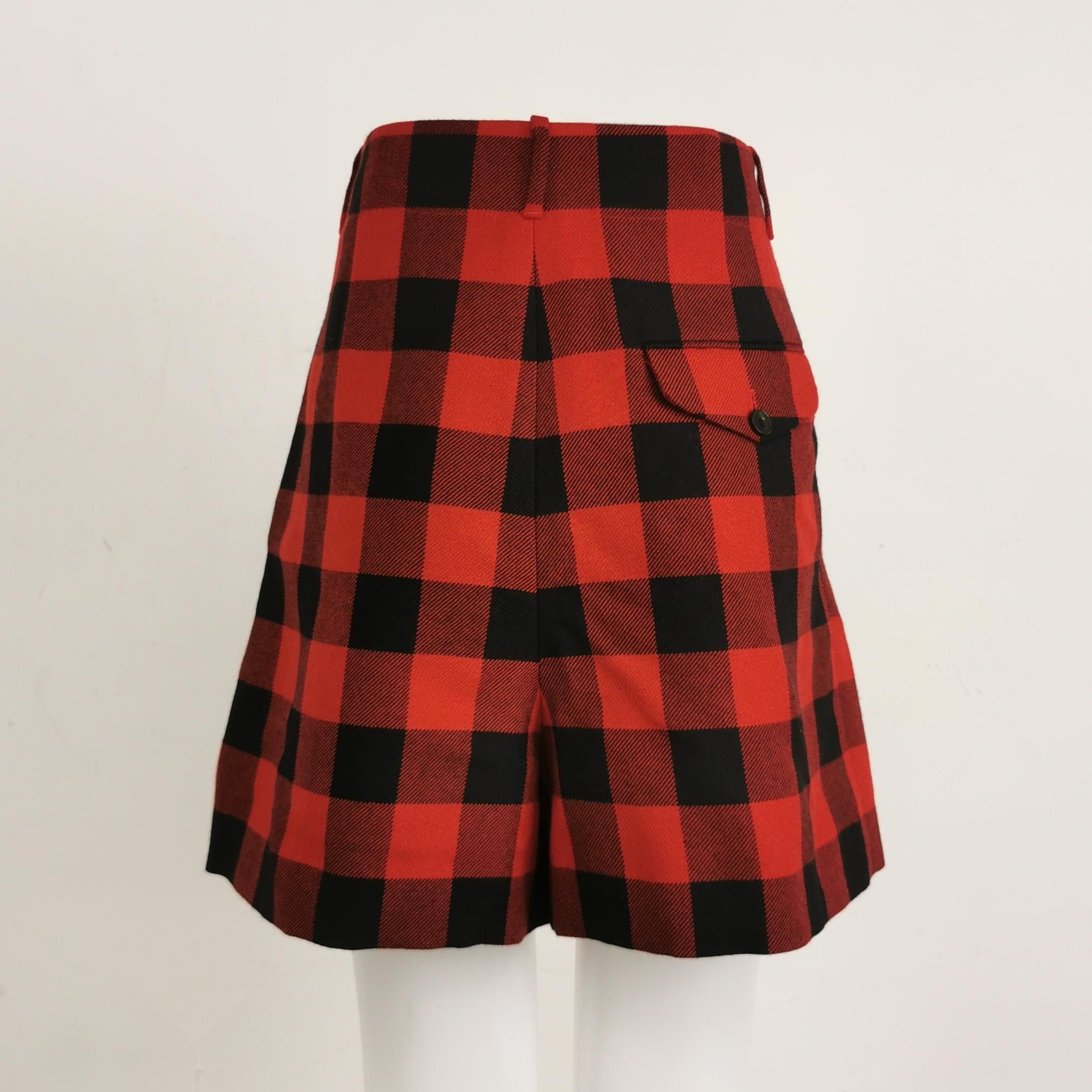 Dior Dior Women 28 Shorts Size 28" / US 6 / IT 42 - 2 Thumbnail