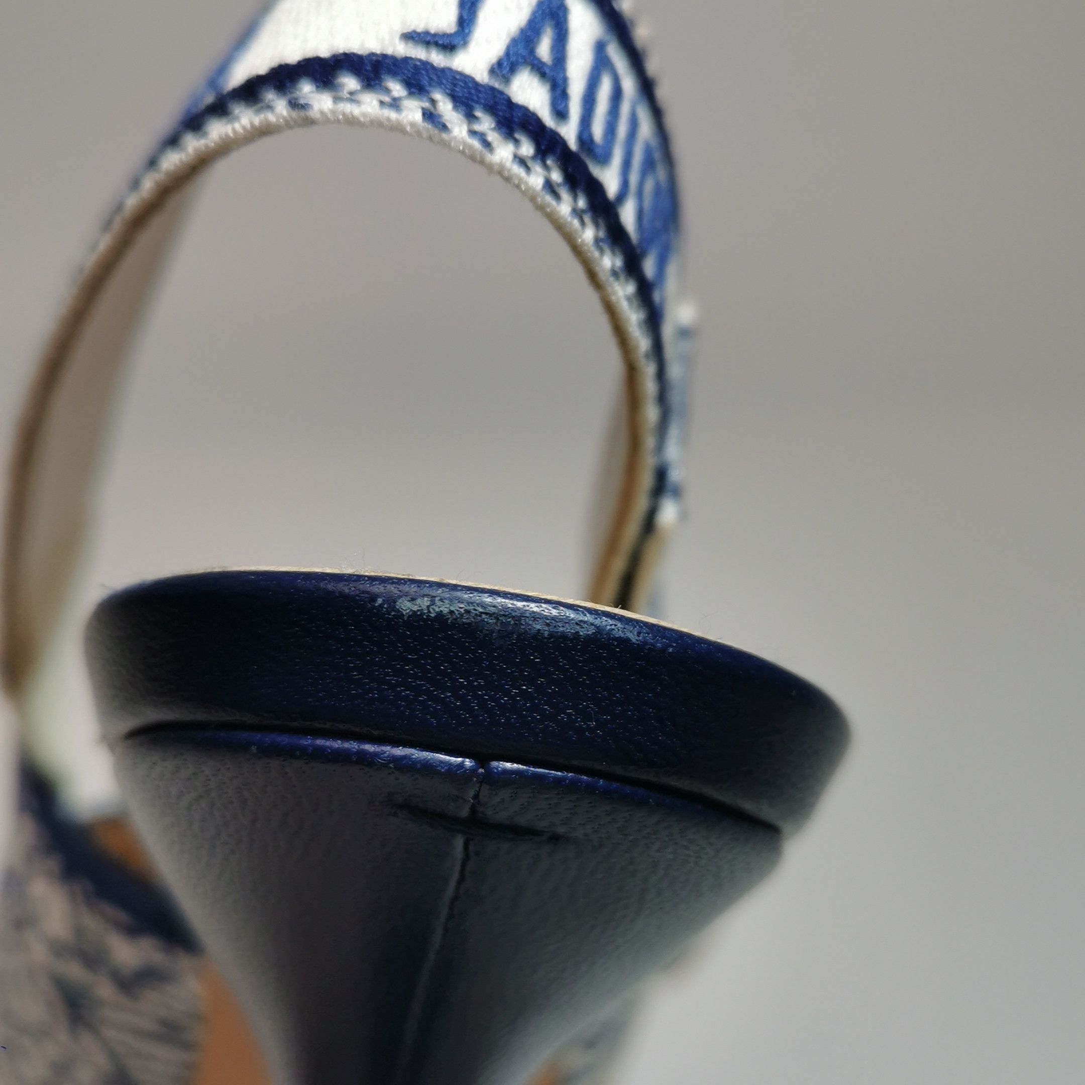 Dior Dior Women 5-5 Heels Size US 5.5 / IT 35.5 - 7 Thumbnail