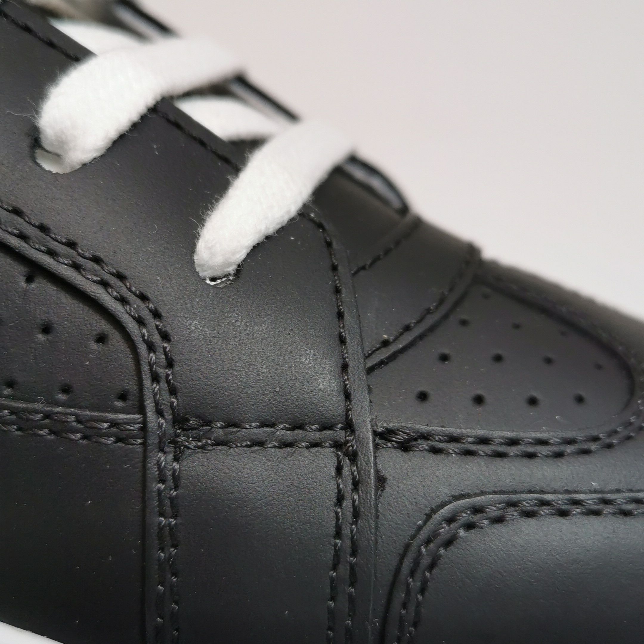 Dior Dior Women 5-5 Lowtop Sneakers Size US 5.5 / IT 35.5 - 7 Thumbnail