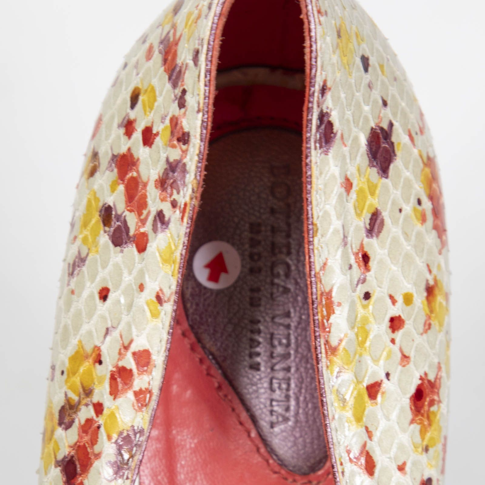 Bottega Veneta Snakeskin Buckled Pumps Size US 9 / IT 39 - 14 Thumbnail