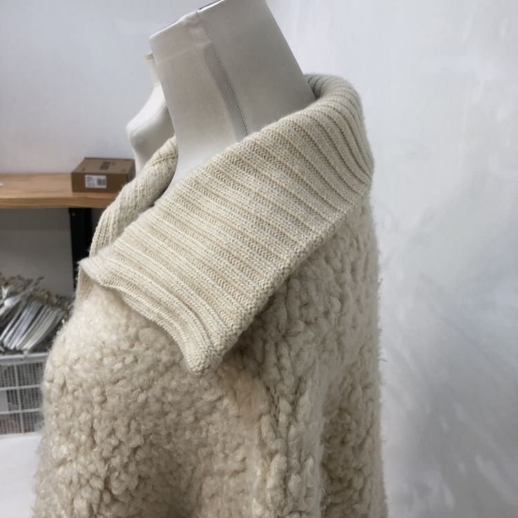Celine Celine White Wool Blend Collared Sweater Size M Size M / US 6-8 / IT 42-44 - 6 Thumbnail