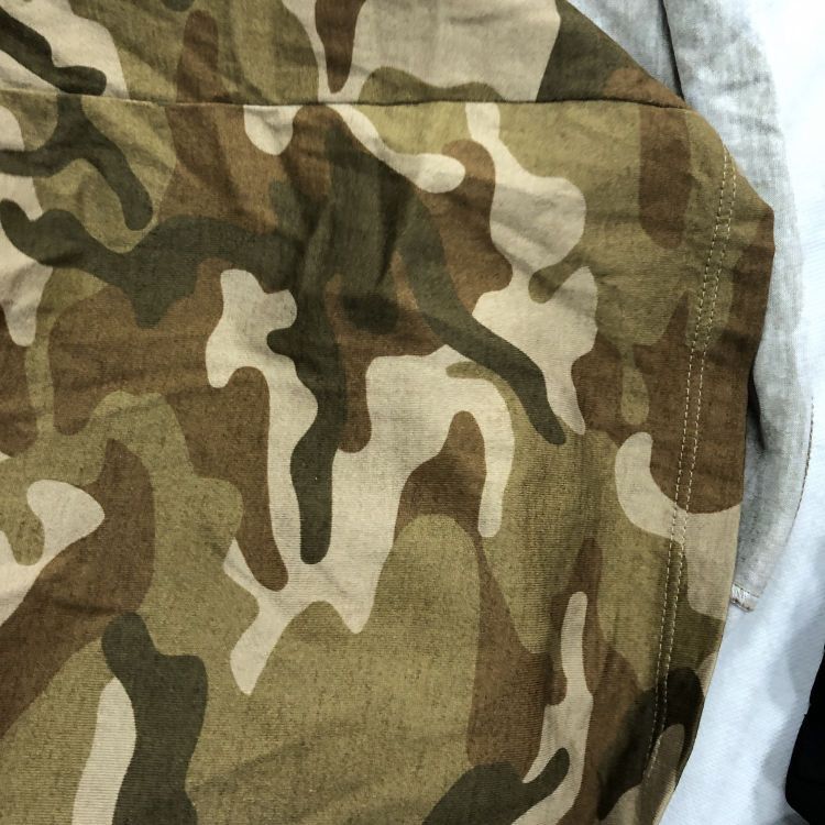 Celine Celine Camo Logo T-Shirt Size XXS Size XXS / US 00 / IT 34 - 7 Thumbnail