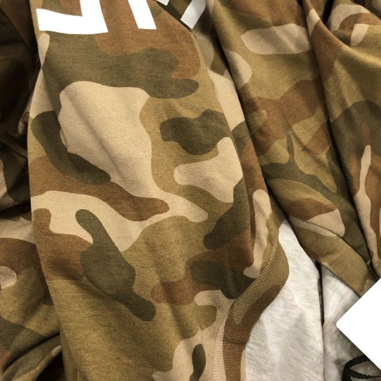 Celine Celine Camo Logo T-Shirt Size XXS Size XXS / US 00 / IT 34 - 10 Thumbnail