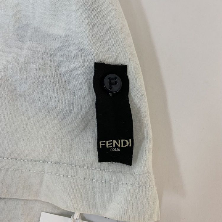 Fendi Fendi Patch Logo T-Shirt Size S Size US S / EU 44-46 / 1 - 8 Thumbnail