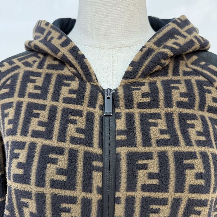 Fendi Fendi FF Logo Zip Hoodie Size L Size US L / EU 52-54 / 3 - 6 Thumbnail