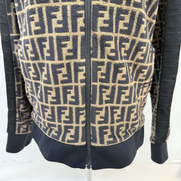 Fendi Fendi FF Logo Zip Hoodie Size L Size US L / EU 52-54 / 3 - 9 Thumbnail