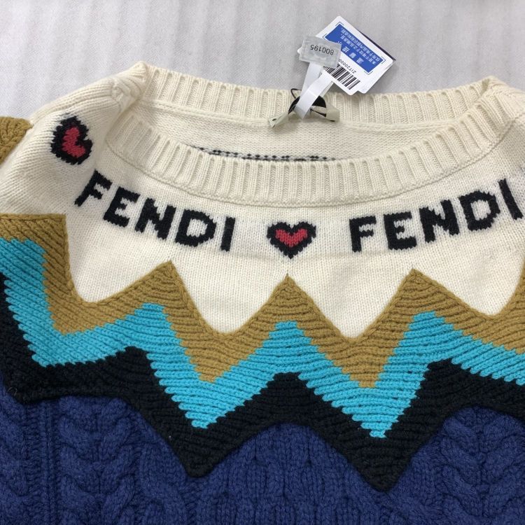 Fendi Fendi Patterned Cable Knit Sweater IT 44 Size M / US 6-8 / IT 42-44 - 7 Thumbnail