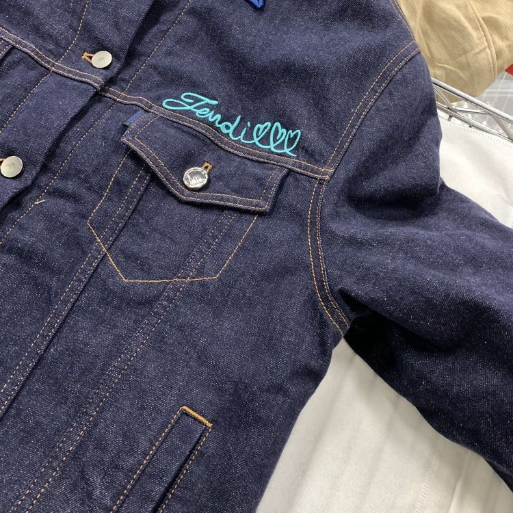 Fendi Fendi Heart Embroidered Denim Jacket Size 38 Size XS / US 0-2 / IT 36-38 - 6 Thumbnail