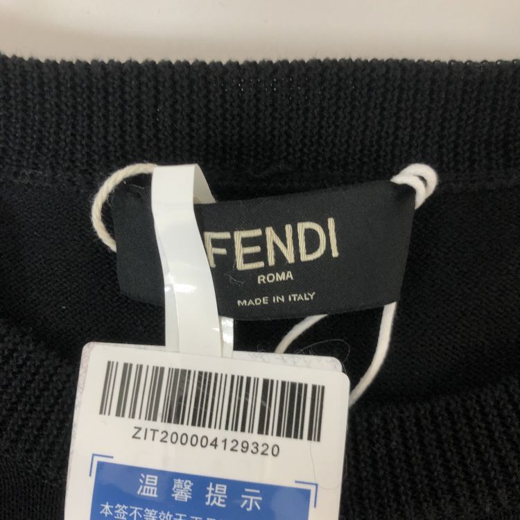 Fendi Fendi FF Logo Sweater Size S Size US S / EU 44-46 / 1 - 3 Thumbnail