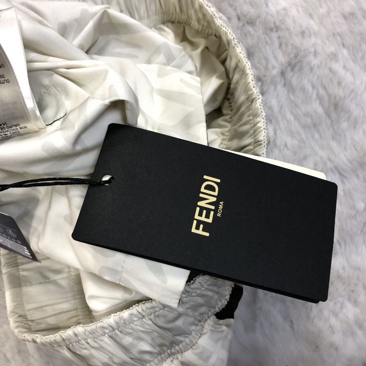 Fendi Fendi FF Logo Shorts Size S Size 27" / US 4 / IT 40 - 11 Thumbnail