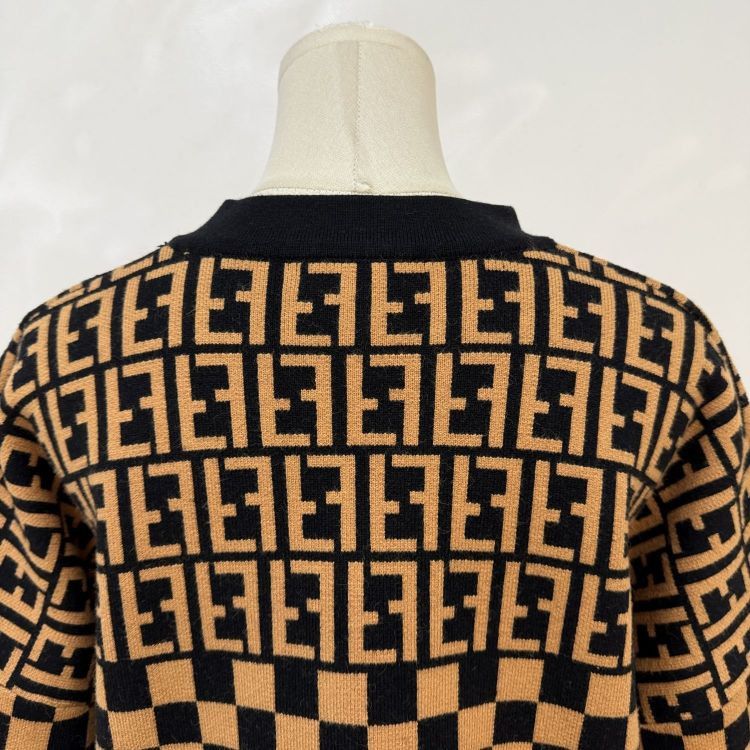 Fendi Fendi Zucca Checkered Wool Sweater Size S Size US S / EU 44-46 / 1 - 9 Thumbnail