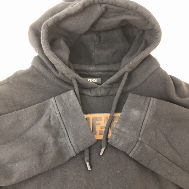 Fendi Fendi Logo Hoodie Size 50 Size US M / EU 48-50 / 2 - 10 Thumbnail