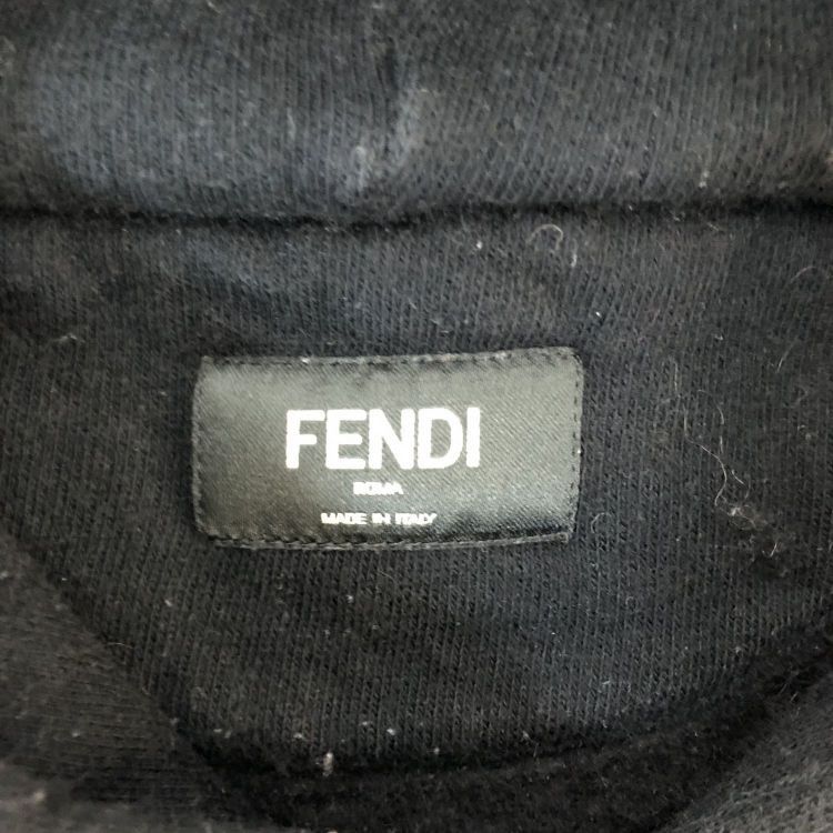 Fendi Fendi Logo Hoodie Size 50 Size US M / EU 48-50 / 2 - 3 Thumbnail