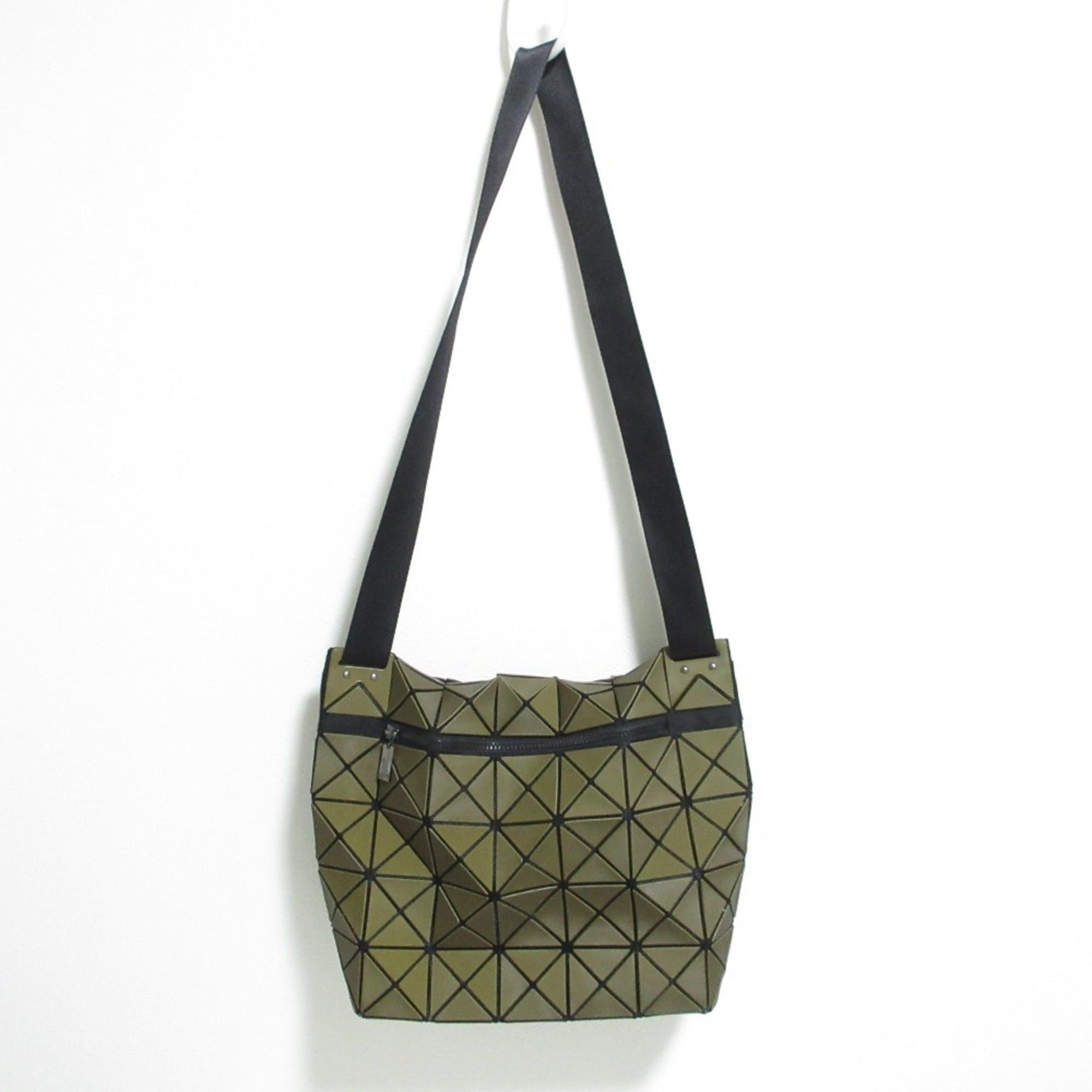 Issey Miyake Bao Bao Bao Bao Issey Miyake BAO ISSEY MIYAKE Shoulder Bag BB53-AG212 Khaki Women's Size ONE SIZE - 2 Thumbnail
