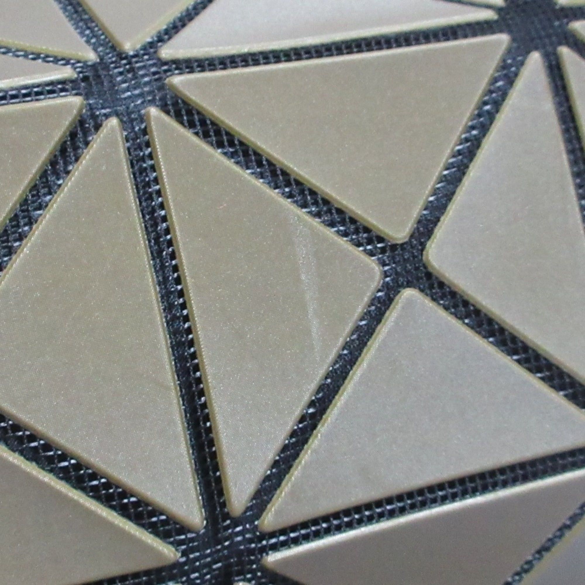 Issey Miyake Bao Bao Bao Bao Issey Miyake BAO ISSEY MIYAKE Shoulder Bag BB53-AG212 Khaki Women's Size ONE SIZE - 19 Thumbnail