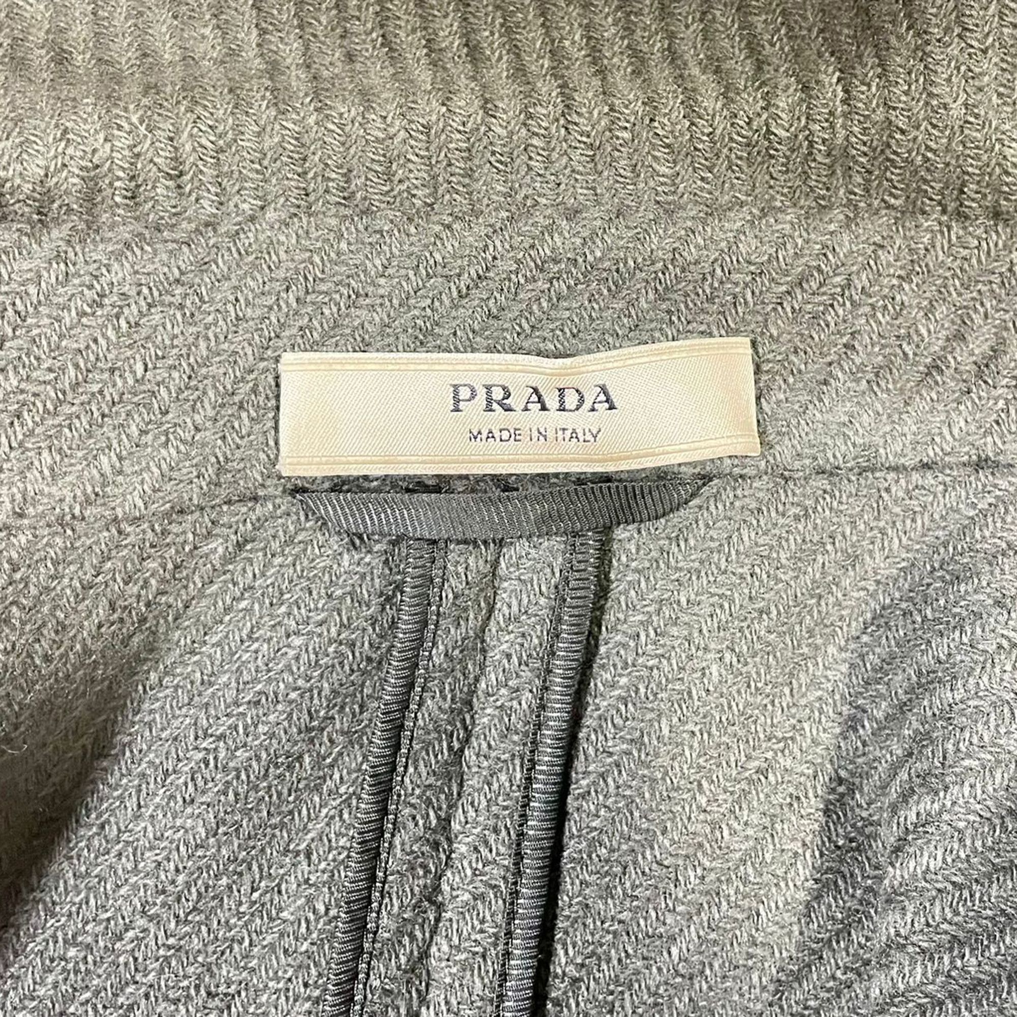 Prada Prada Herringbone Single-Breasted Peacoat in Grey Wool Size XS / US 0-2 / IT 36-38 - 5 Thumbnail