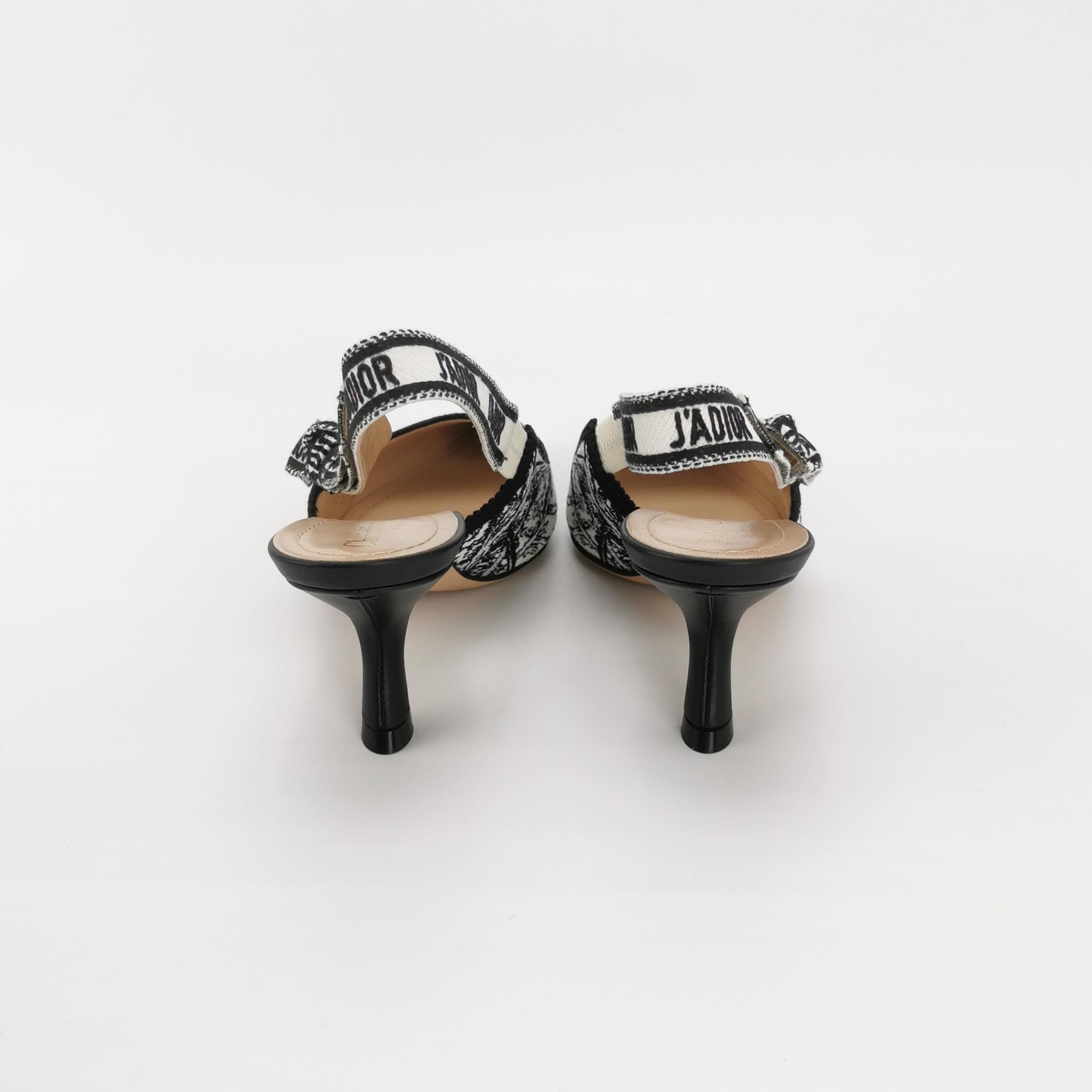 Dior Dior Women 5-5 Heels Size US 5.5 / IT 35.5 - 4 Thumbnail