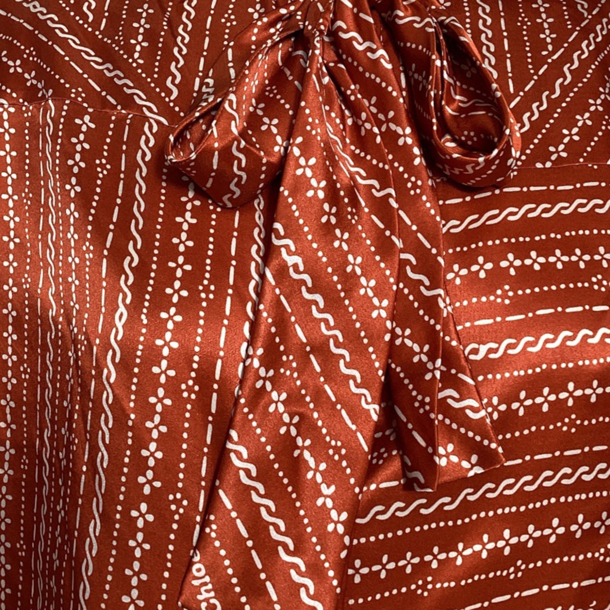 Chloe Chloé Pussy Bow Printed Blouse in Brown Silk Size XS / US 0-2 / IT 36-38 - 4 Thumbnail