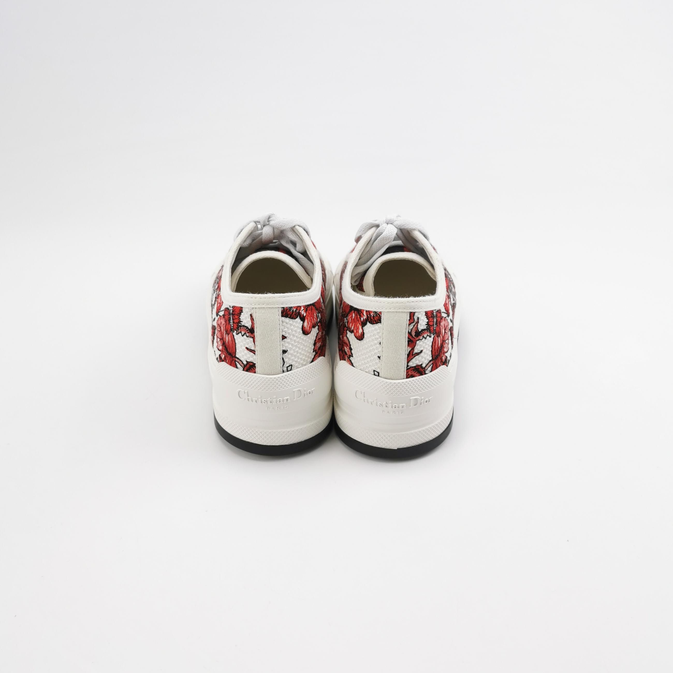 Dior Dior Women 5 Lowtop Sneakers Size US 5 / IT 35 - 4 Thumbnail