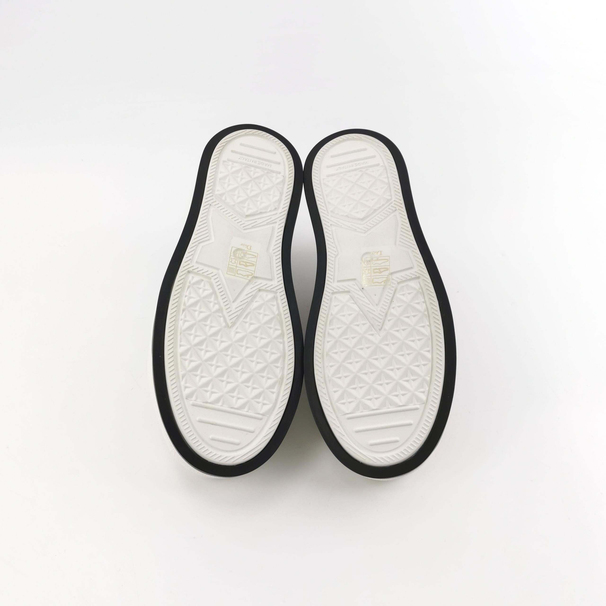 Dior Dior Women 5 Lowtop Sneakers Size US 5 / IT 35 - 5 Thumbnail