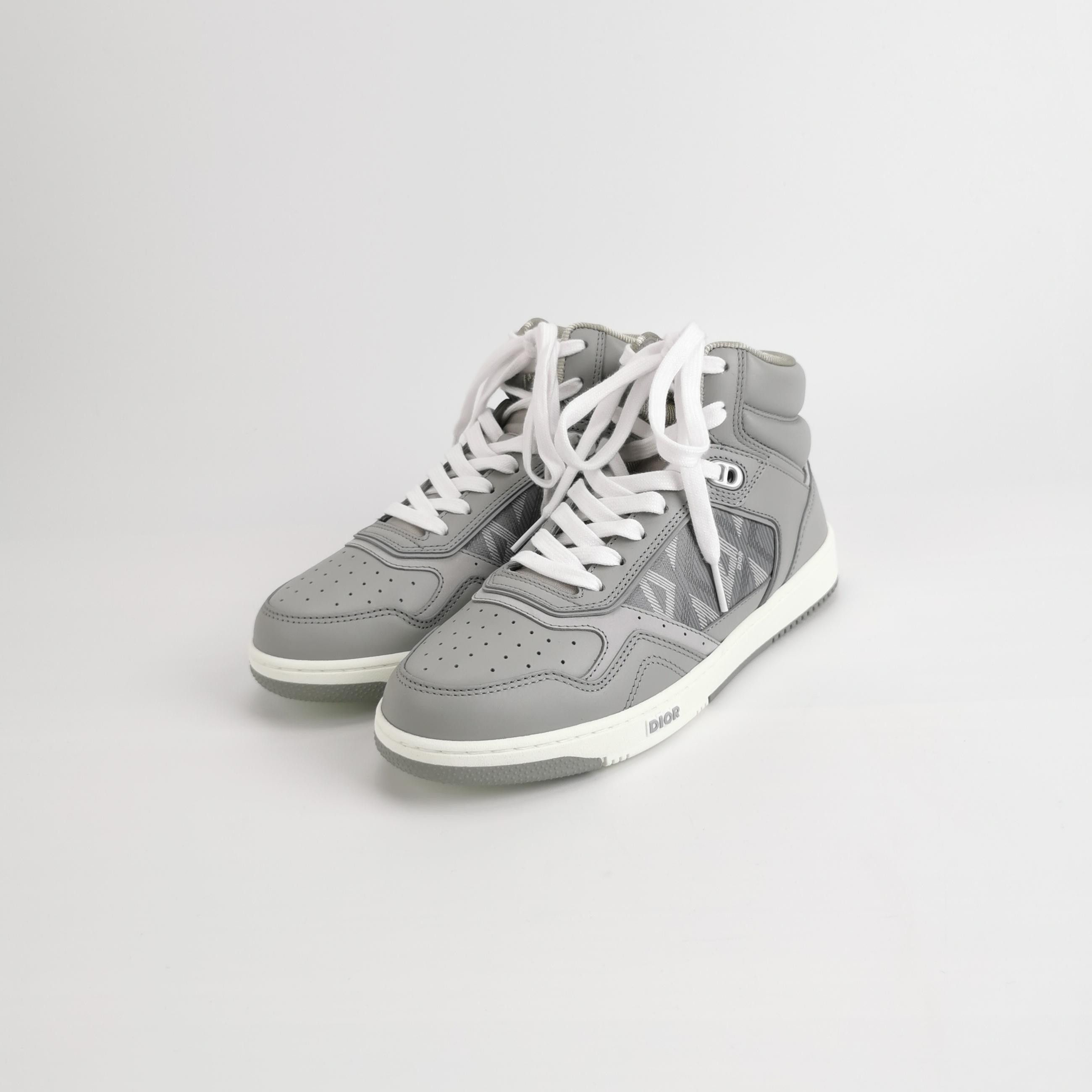 Dior Dior Women 9 Lowtop Sneakers Size US 9 / IT 39 - 2 Thumbnail