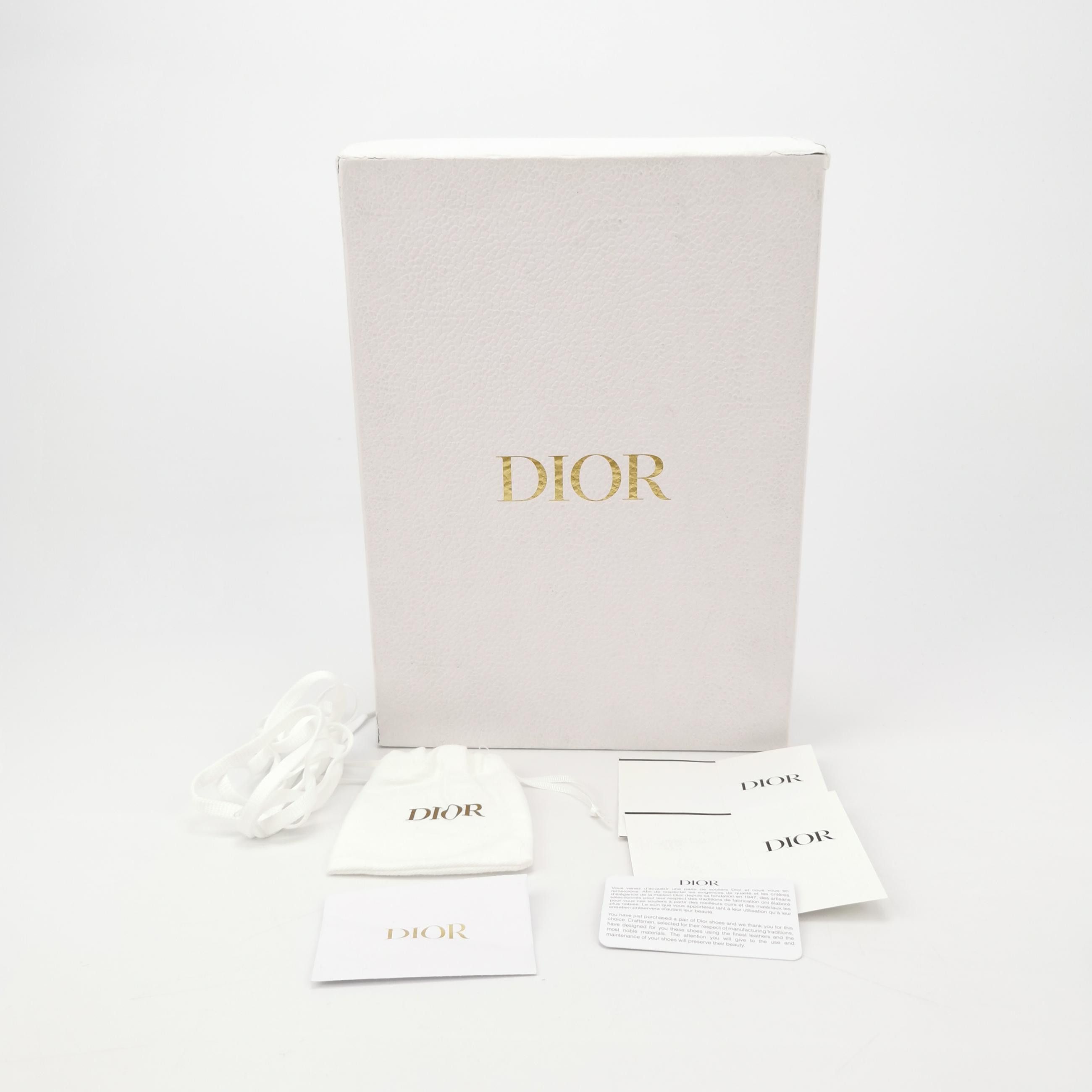 Dior Dior Women 5 Lowtop Sneakers Size US 5 / IT 35 - 6 Thumbnail