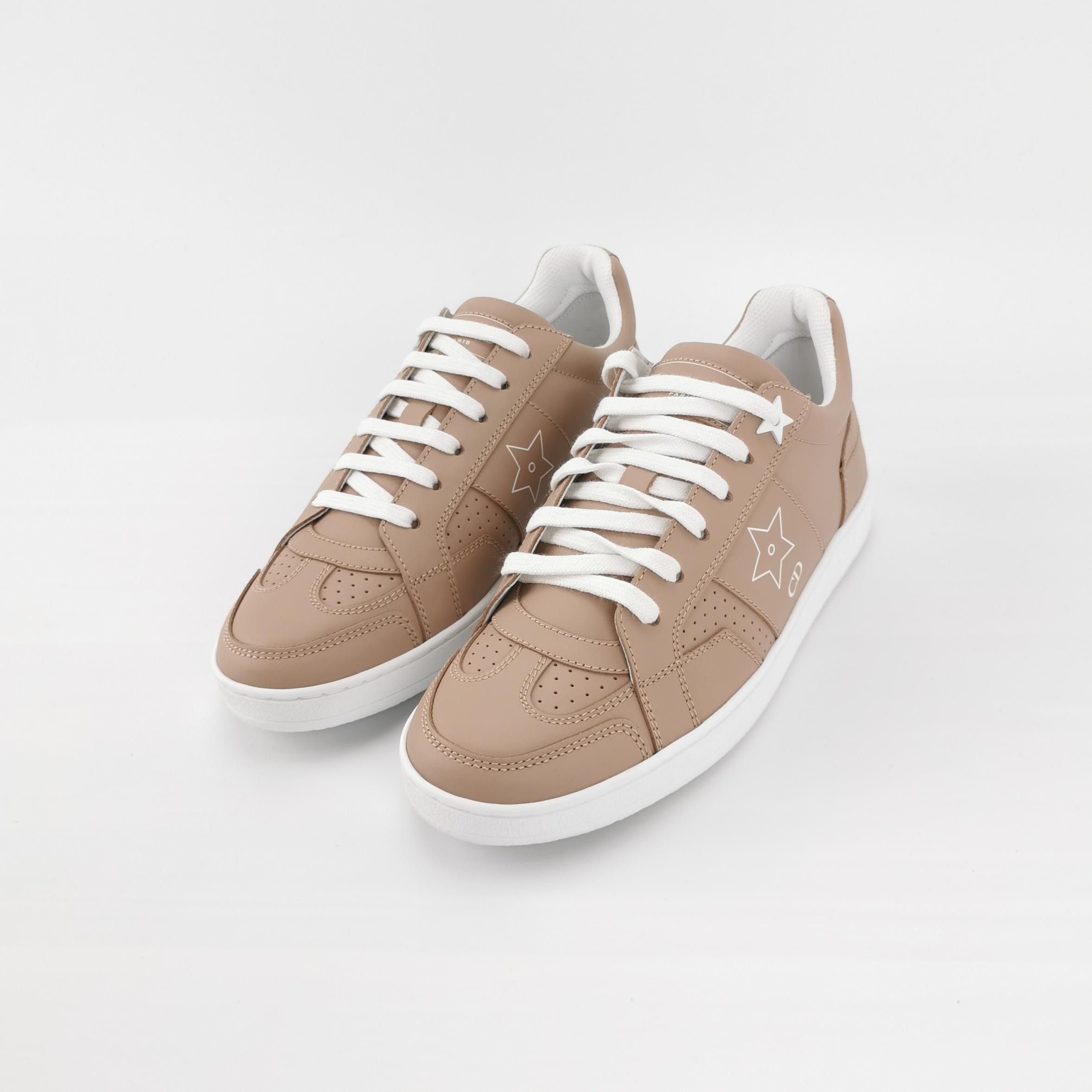 Dior Dior Women 5 Lowtop Sneakers Size US 5 / IT 35 - 2 Thumbnail
