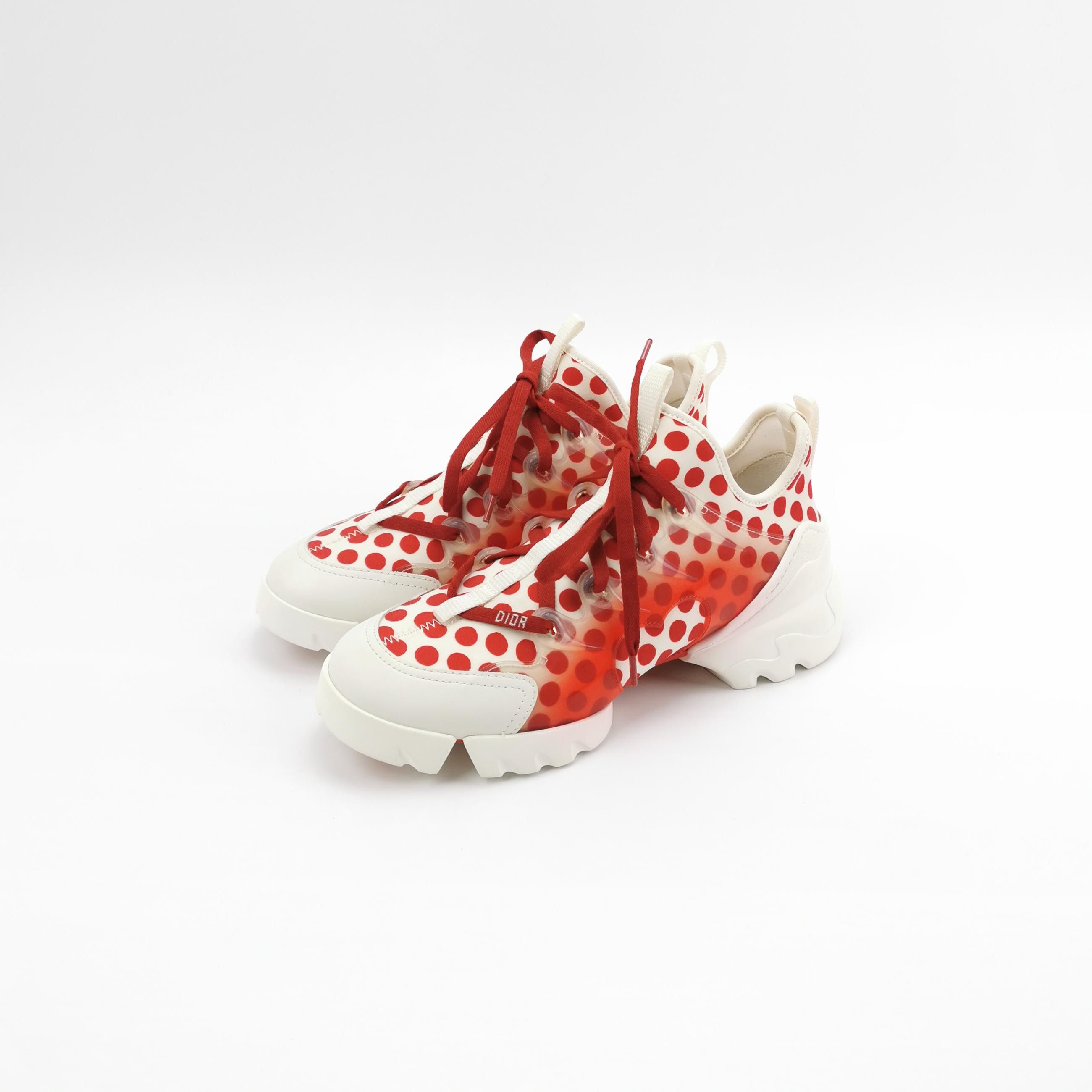Dior Dior Women 7 Lowtop Sneakers Size US 7 / IT 37 - 2 Thumbnail