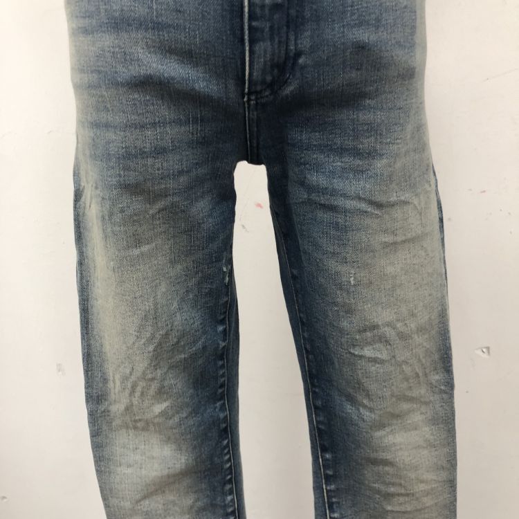 Gucci Gucci Strawberry Embroidery Denim Jeans Size 24 Size 24" / US 00 / IT 34 - 10 Thumbnail