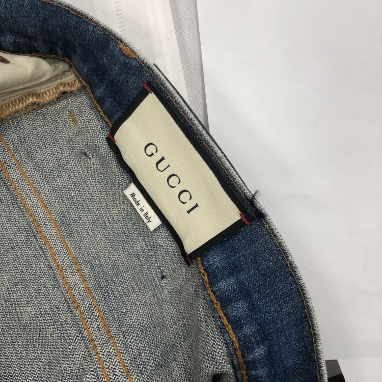 Gucci Gucci Strawberry Embroidery Denim Jeans Size 24 Size 24" / US 00 / IT 34 - 5 Thumbnail