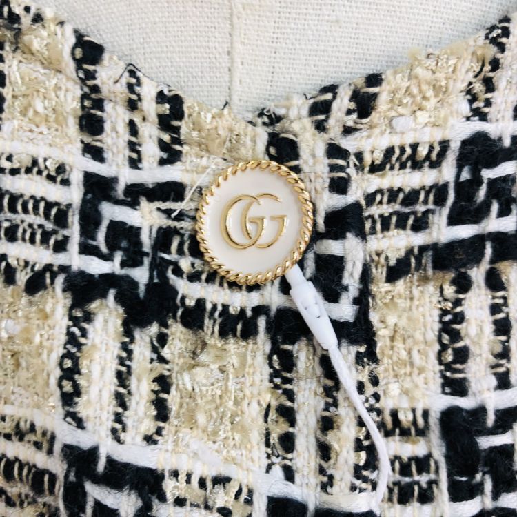 Gucci Gucci Tweed Logo Button Jacket Size 40 Size S / US 4 / IT 40 - 4 Thumbnail