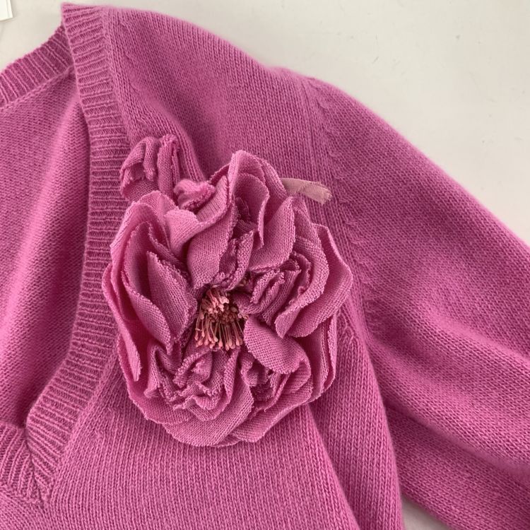 Gucci Gucci Pink Floral Detail V-Neck Sweater Size XS Size XS / US 0-2 / IT 36-38 - 5 Thumbnail