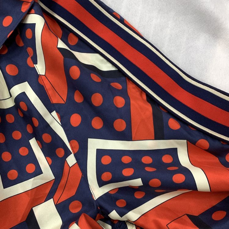 Gucci Gucci Geometric Print Zip Jacket Size S Size US S / EU 44-46 / 1 - 5 Thumbnail