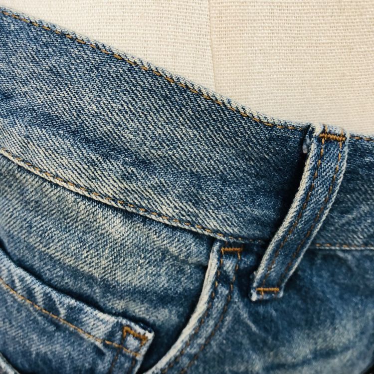 Gucci Gucci Tiger Embroidered Denim Jeans Size 29 Size US 29 - 8 Thumbnail