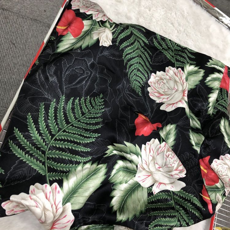 Gucci Gucci Floral Print Silk Button Up Shirt Size 42 Size M / US 6-8 / IT 42-44 - 8 Thumbnail