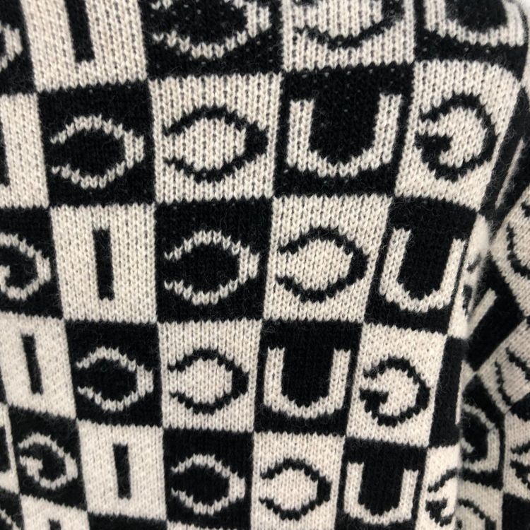 Gucci Gucci Diamond Check Pattern V-Neck Sweater Size L Size US L / EU 52-54 / 3 - 6 Thumbnail