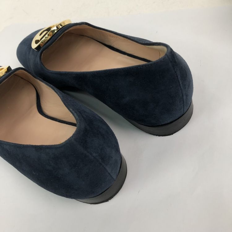Gucci Gucci Gold Logo Flats Size 36 Size US 6 / IT 36 - 7 Thumbnail