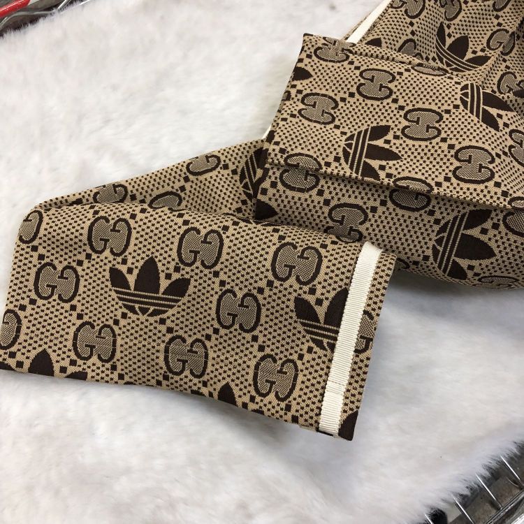 Adidas × Gucci Gucci x Adidas Monogram Joggers Size XL Size US 36 / EU 52 - 10 Thumbnail