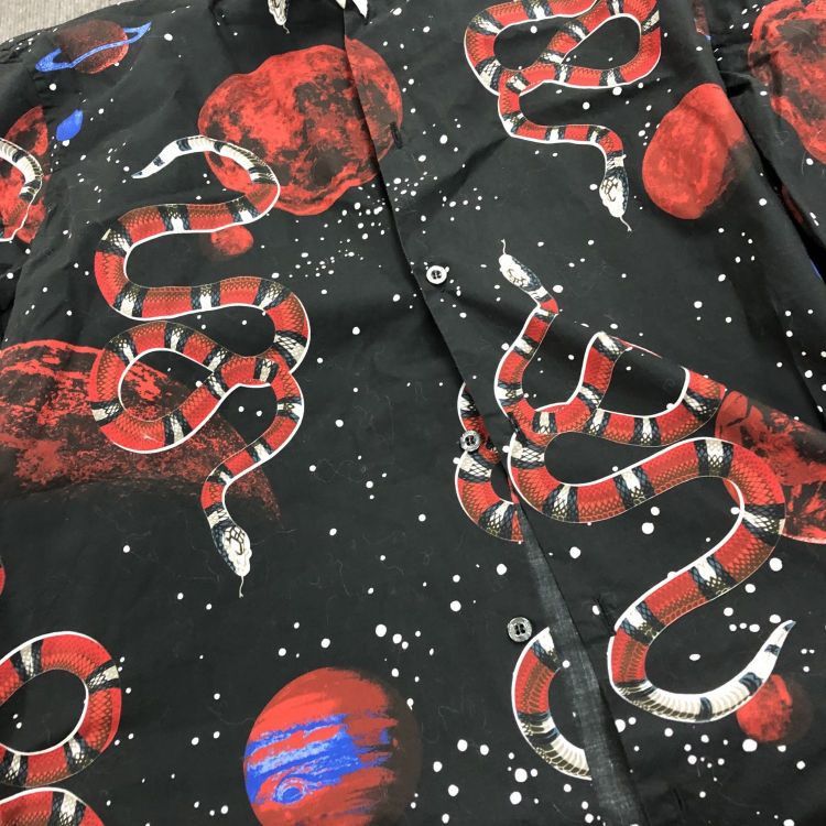 Gucci Gucci Planet Snake Print Shirt Size M Size US M / EU 48-50 / 2 - 7 Thumbnail