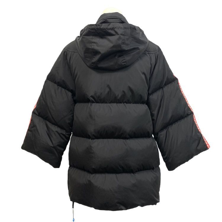 Gucci Gucci Logo Tape Down Jacket Size 38 Size XS / US 0-2 / IT 36-38 - 2 Thumbnail