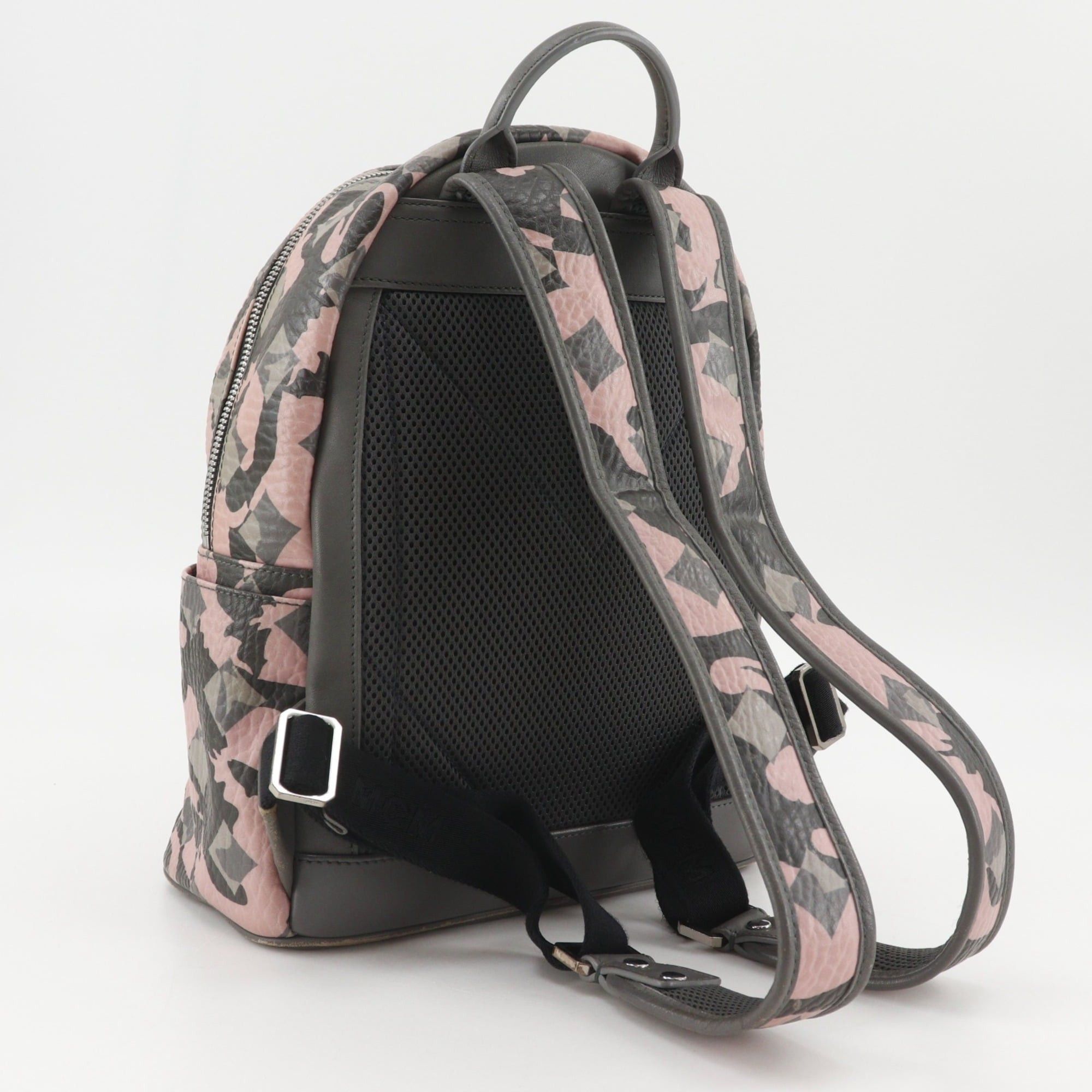 MCM MCM Studded Backpack/Daypack, Camouflage Pattern, Calfskin, Pink, 2-way, A5 Size, Double Zipper, Studs, Women's Size ONE SIZE - 3 Thumbnail