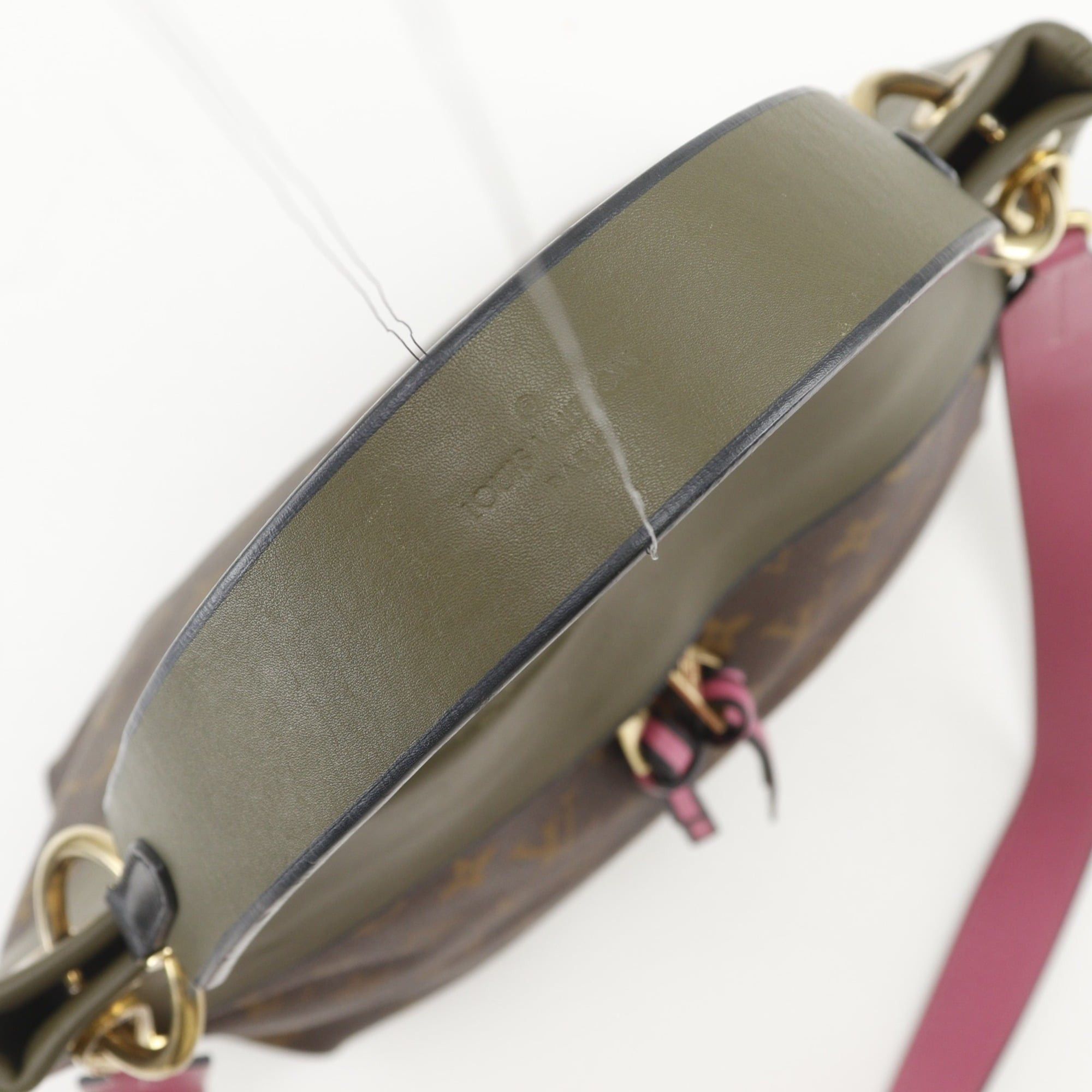 Louis Vuitton Louis Vuitton Tuileries Reevess Shoulder Bag, 2-Way, M43159, Monogram Canvas, 2017 Model, Brown, AR0147, 2-way, A5 size, Magnetic closure, Women's. Size ONE SIZE - 6 Thumbnail